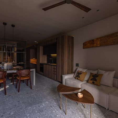Vouliagmeni Apartments 18 아테네 외부 사진