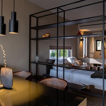 Vouliagmeni Apartments 18 아테네 외부 사진